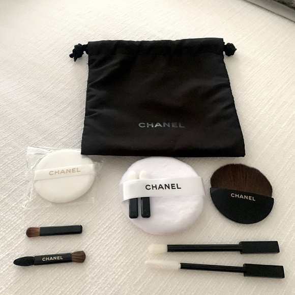 CHANEL Other - NEW CHANEL Brushes Applicator Pad Travel Tool Samples SET